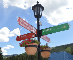 Town of Vail directional arrows