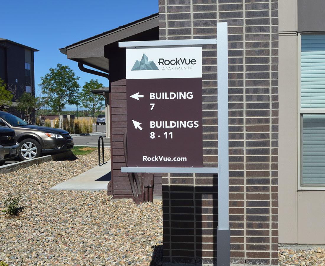 Rockvue Apartments directional exterior sign