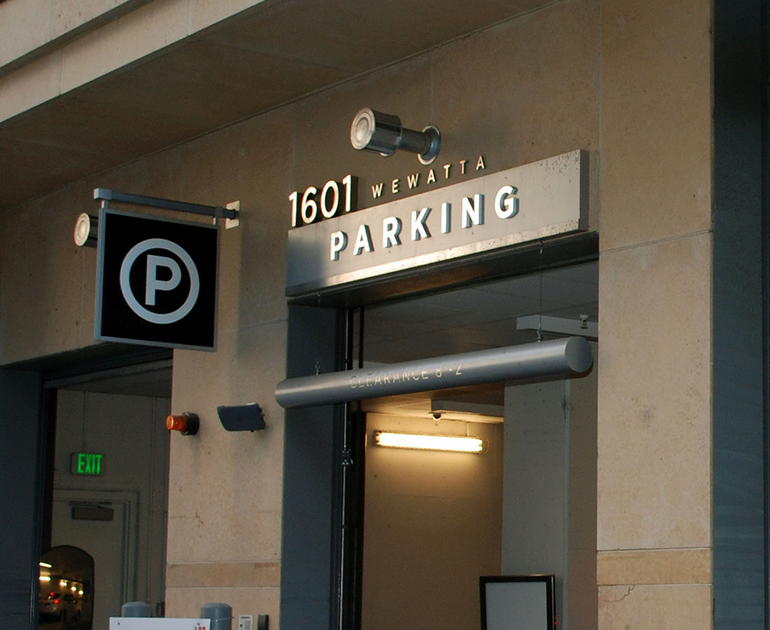 1601 Wewatta parking signage